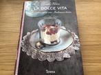 Tessa Kiros - La dolce vita - prima staat, Boeken, Kookboeken, Gelezen, Tessa Kiros, Ophalen of Verzenden, Italië