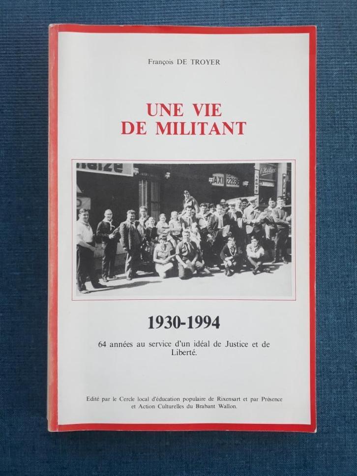 Een strijdbaar leven 1930-1994. 64 jaar in dienst van een id, Boeken, Geschiedenis | Nationaal, Gelezen, Ophalen of Verzenden
