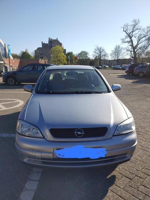 Opel Astra 2002, Auto's, Opel, Particulier, Astra, Benzine, 5 deurs, Handgeschakeld, Zilver of Grijs, Zwart, Stof, Ophalen