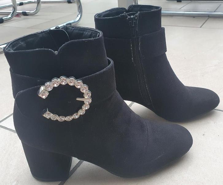 Zwarte enkellaarsjes van Mano maat 36, Kleding | Dames, Schoenen, Gedragen, Lage of Enkellaarzen, Zwart, Ophalen of Verzenden