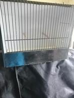 TT kooien, Dieren en Toebehoren