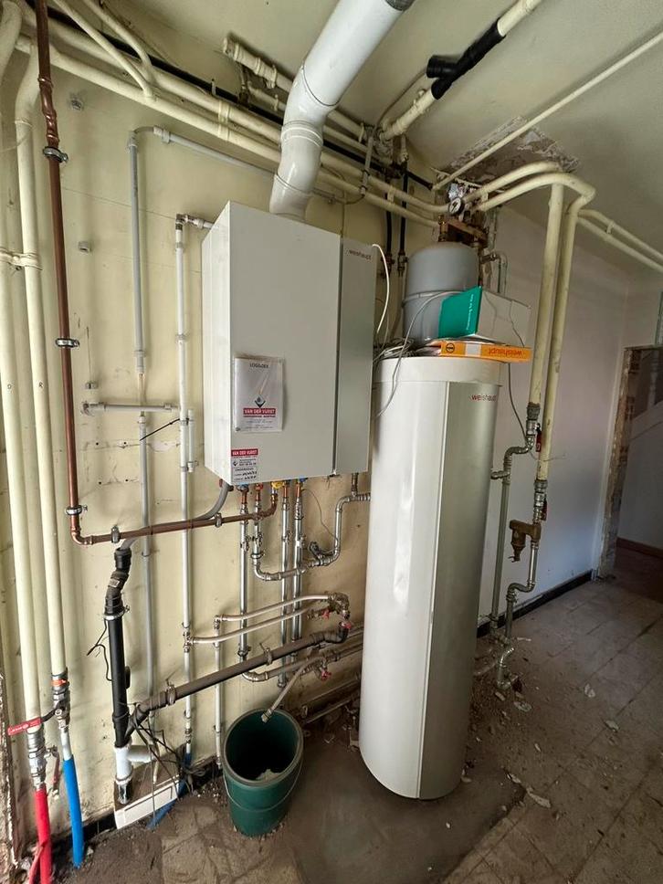 Gasketel van het Merk Weishaubt met Boiler, Doe-het-zelf en Bouw, Chauffageketels en Boilers, Zo goed als nieuw, Boiler, Ophalen