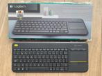Draadloos toetsenbord met muispad logitech K400 plus AZERTY, Azerty, Ophalen of Verzenden, Zo goed als nieuw, Draadloos