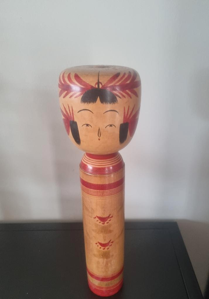 Grote Yamagata kokeshi van Kano Yasushi (1921-2010), Antiek en Kunst, Kunst | Beelden en Houtsnijwerken, Verzenden