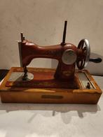 stevig kindernaaimachientje bordaue  made in ussr, Antiek en Kunst, Ophalen of Verzenden