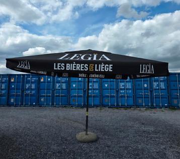 Nieuwe paraplu van 3,50m x 3,50m (2 stuks beschikbaar) beschikbaar voor biedingen