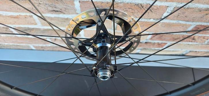 Roues carbone Shimano C36, Vélos & Vélomoteurs, Vélos Pièces, Enlèvement ou Envoi