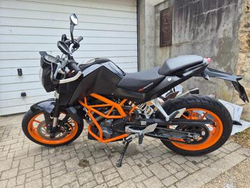 KTM Duke 390 - Phantom Black - A2 - Full Options + parts beschikbaar voor biedingen