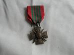 Médaille de la Croix de guerre française - 1939 - 1940, Armée de terre, Enlèvement ou Envoi, Ruban, Médaille ou Ailes