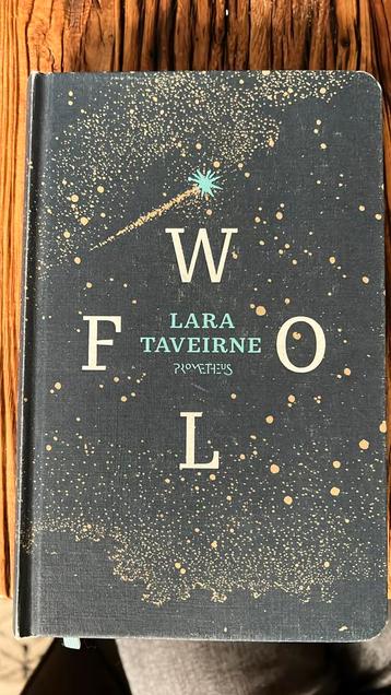 Lara Taveirne - Wolf beschikbaar voor biedingen