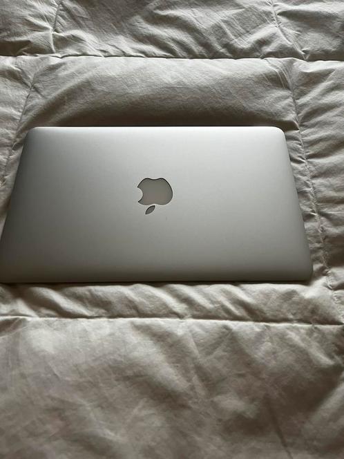 Macbook air 11 (2013, Computers en Software, Apple Macbooks, Zo goed als nieuw, MacBook Air, 11 inch, Minder dan 2 Ghz, 128 GB of minder