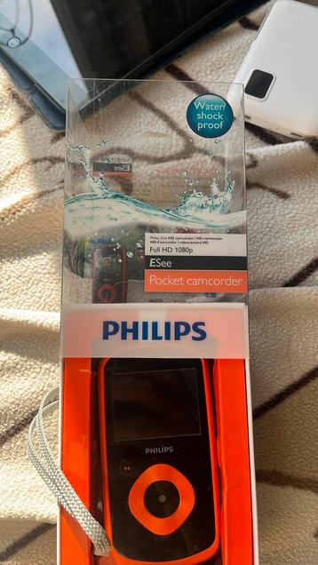 Philips pocket camera waterdivht en shock proof beschikbaar voor biedingen