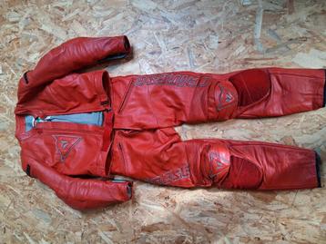 Dainese 2-delig pak maat 52 beschikbaar voor biedingen