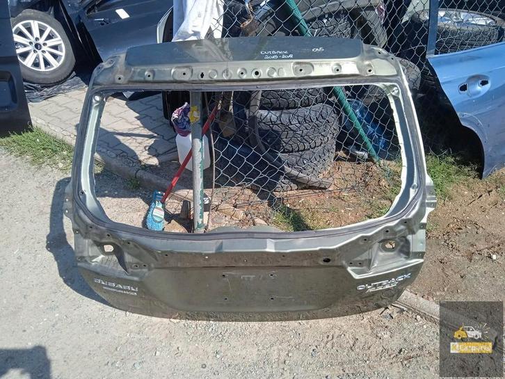 Subaru Outback V 14-19 housse de protection, Autos : Pièces & Accessoires, Carrosserie & Tôlerie, Subaru, Utilisé