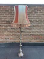 Antieke staande vloerlamp, Ophalen