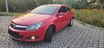 OPEL ASTRA GTC 1.4 ESSENCE HOMOLOGUÉE À VENDRE, Autos, Rouge, Capteur de stationnement, Noir, 5 places