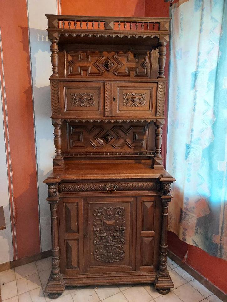 2 dressoirs met twee lichamen - „Lion's head”, Huis en Inrichting, Kasten | Buffetkasten, Gebruikt, 200 cm of meer, 100 tot 150 cm