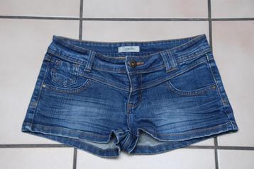 Mini-short „Pimkie” in vervaagde blauwe jeans T36 als NIEUW!