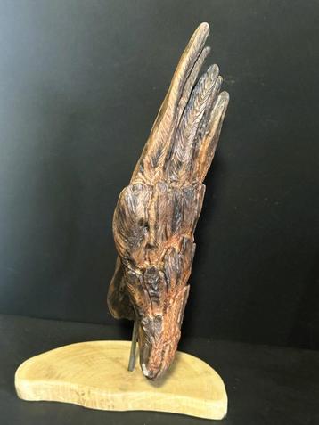 Sculptuur Houten Vleugel beschikbaar voor biedingen
