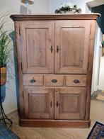 Degelijke houten hoekkast - 1,61 meter hoog., Huis en Inrichting, Kasten | Buffetkasten, Ophalen, Zo goed als nieuw