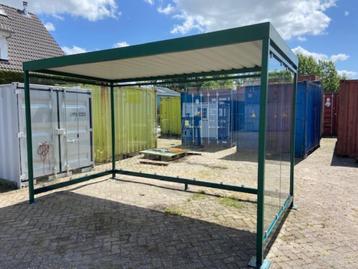 abri , rookhok , bushalte, overkapping beschikbaar voor biedingen