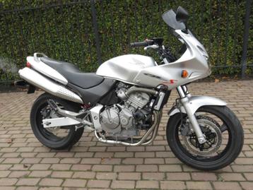 Honda CB 600 beschikbaar voor biedingen