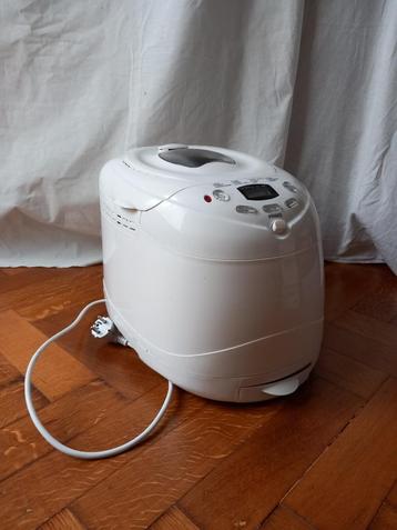 Machine à pain automatique, 800 à 1200 grammes de pâte, Comme neuf, Enlèvement, Plus de 10 programmes