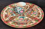 Dessertset - Servies Lucky China - 2 stuks, Antiek en Kunst, Ophalen of Verzenden