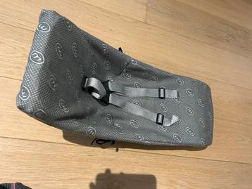 Melia babyschaal bakfiets (bv. Bullit), nooit gebruikt, Fietsen en Brommers, Ophalen, Nieuw, Melia