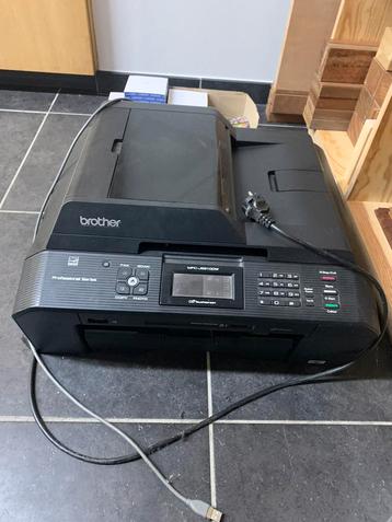 Brother printer met enkele cartridges beschikbaar voor biedingen