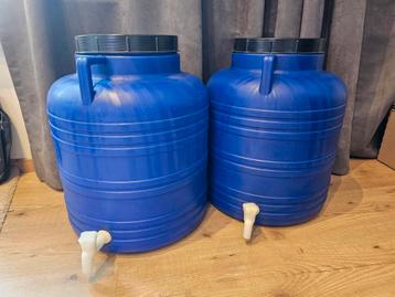 Watervat 2x 60l beschikbaar voor biedingen
