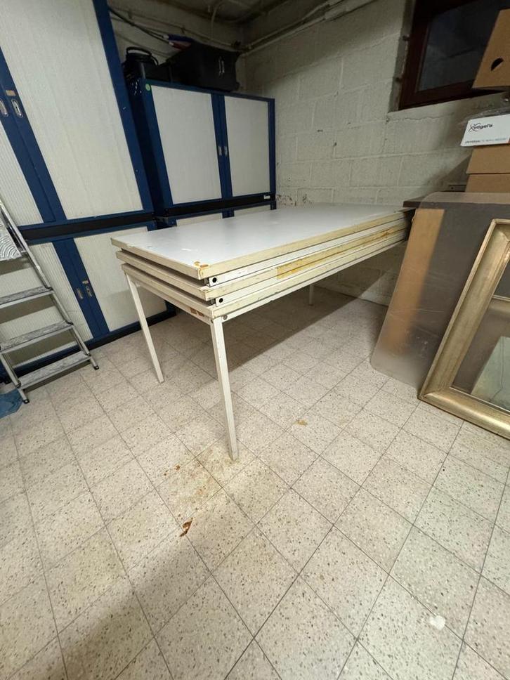 Zeer stevige werktafel op ijzere poten, Huis en Inrichting, Bureaus, Gebruikt, Ophalen