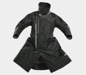 Zware jas, sterk, dik, antikou en antiregen € 400