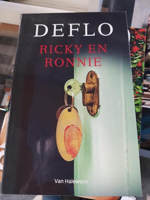 Luc Deflo - Ricky en Ronnie THRILLER, Livres, Thrillers, Comme neuf, Enlèvement ou Envoi