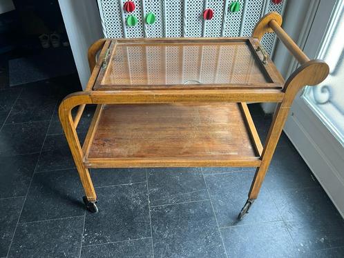 Houten trolley op wielen met uitneembaar bakje, Huis en Inrichting, Tafels | Sidetables, Gebruikt, 25 tot 50 cm, 50 tot 100 cm