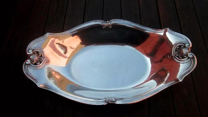 Prachtige Christofle groenteschotel met 19e eeuws verguld me, Antiek en Kunst, Antiek | Bestek, Ophalen of Verzenden