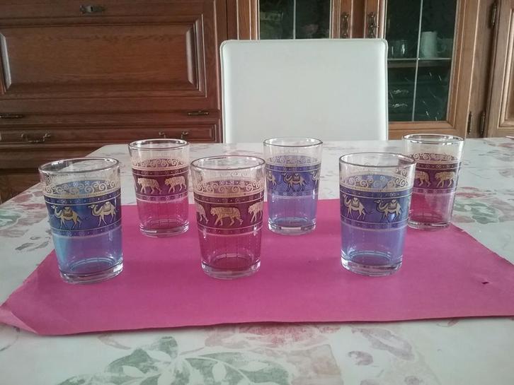 6 versierde theeglazen, Collections, Verres & Petits Verres, Neuf, Enlèvement