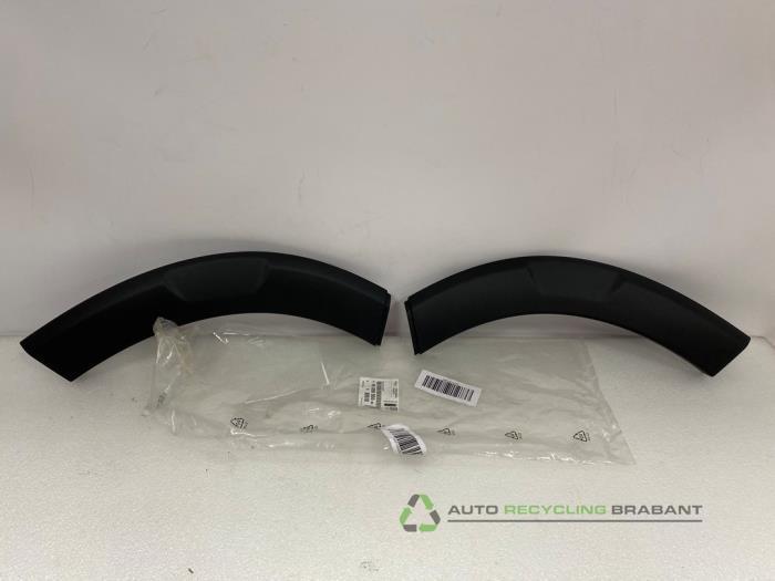 Extension garde-boue d'un Peugeot Rifter, Autos : Pièces & Accessoires, Carrosserie & Tôlerie, Peugeot, Utilisé, 3 mois de garantie