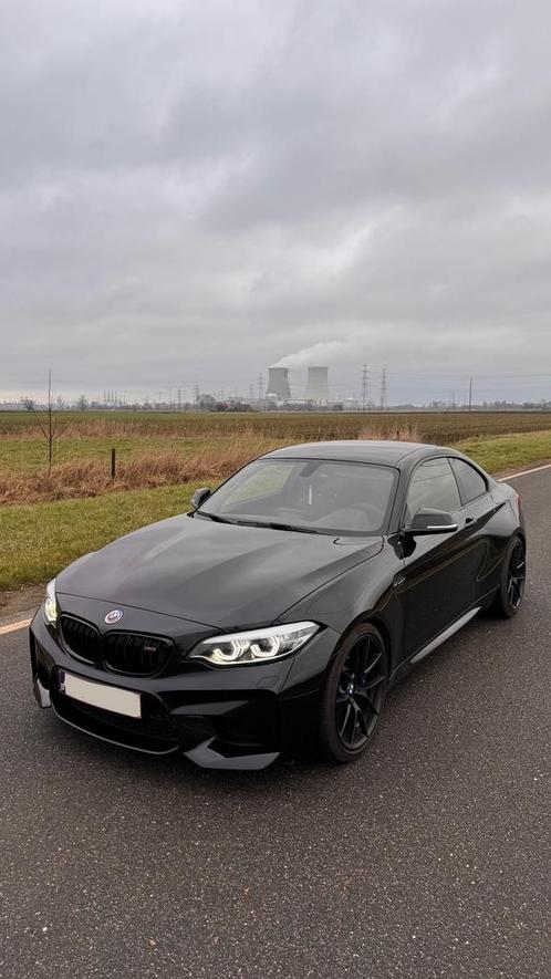 BMW M2 “edition black shadow”, Autos, BMW, Particulier, ABS, Caméra de recul, Phares directionnels, Airbags, Air conditionné, Alarme