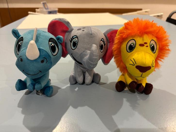 Lidl safari mini’s 3 kleine knuffels neushoorn leeuw olifant, Kinderen en Baby's, Speelgoed | Knuffels en Pluche, Zo goed als nieuw