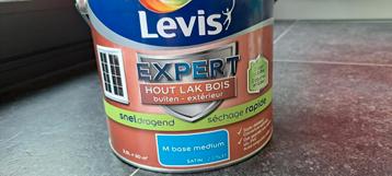 Levis expert houtlak clear brown 2,5 l. Aan-60% beschikbaar voor biedingen