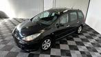 Peugeot 307 1.6 Hdi bj. 2006 211000km, Auto's, Peugeot, Electronic Stability Program (ESP), 1600 cc, Zwart, Bedrijf