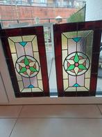 2 identieke oude glasramen in lood. 53cm x 29.5 cm., Doe-het-zelf en Bouw, Glas en Ramen, Ophalen