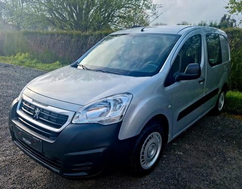 PEUGEOT PARTNER 1.6HDI UTILITY 2017 AIRCO 3 ZITPLAATSEN 6400, Auto's, Bestelwagens en Lichte vracht, Bedrijf, Peugeot, Diesel