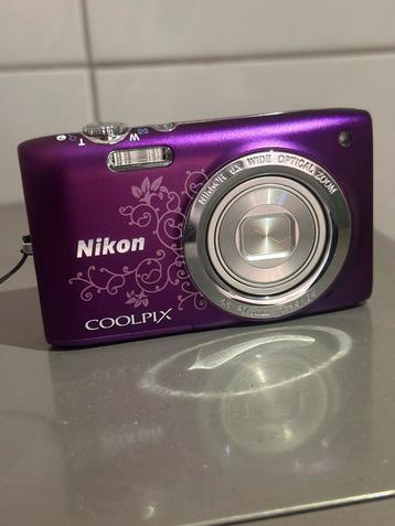 Appareil photo numérique Nikon Coolpix rose 16MP beschikbaar voor biedingen