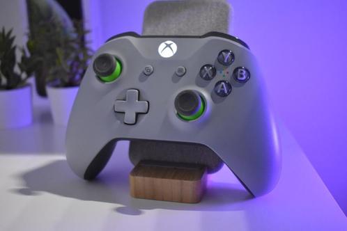 Xbox One Wireless Controller S - Grey Green, Games en Spelcomputers, Spelcomputers | Xbox | Accessoires, Zo goed als nieuw, Xbox One