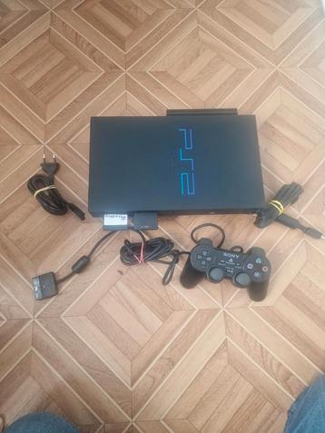 PlayStation 2 Fat (PS2) avec manette, cartes mémoire & FreeM beschikbaar voor biedingen