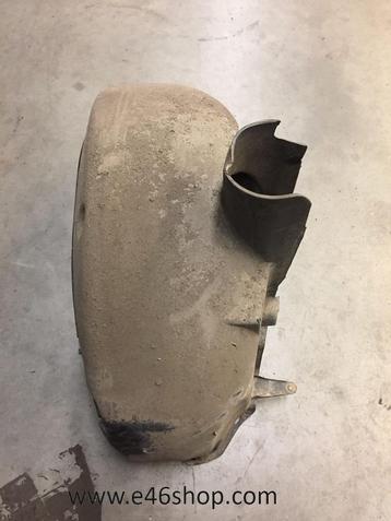 Modderkuip Binnenspatbord BMW E39 links achter  beschikbaar voor biedingen