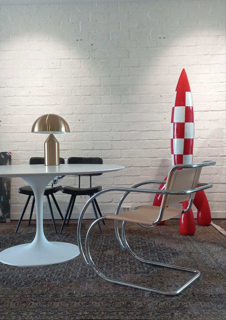 Tulipe in outdoors tafels eero saarinen stoelen tulipe, Antiek en Kunst, Antiek | Meubels | Stoelen en Sofa's, Ophalen of Verzenden