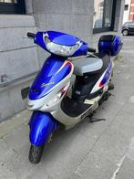 Scooter A klasse, Ophalen, Klasse A (25 km/u), Zo goed als nieuw, Benzine